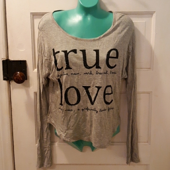 Occasion True Love medium long sleeve tee - Picture 1 of 3